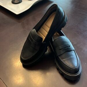 Crown Vintage chunky black loafers size 8.5. Only worn once!